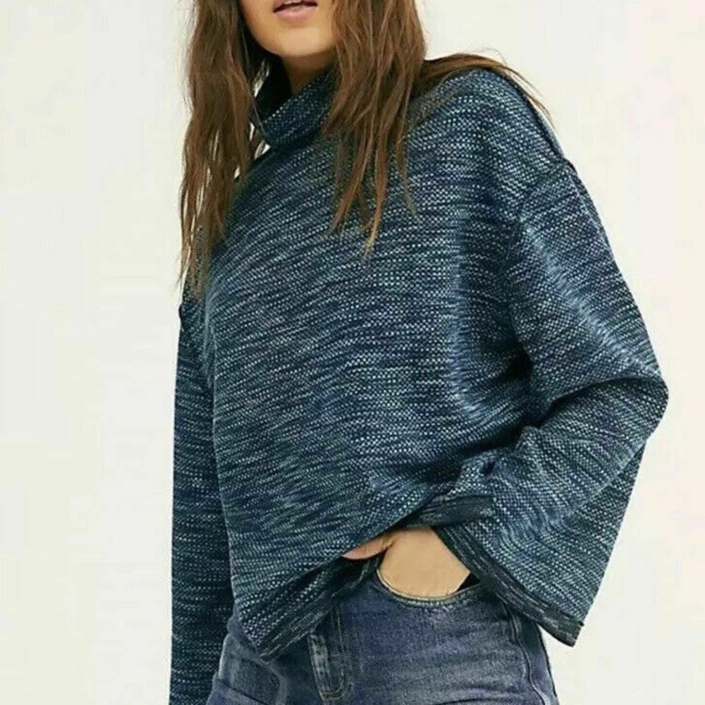 Free People Women’s Sunny Days Blue Turtleneck NWT